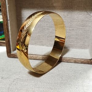 Trifari Crown Bangle